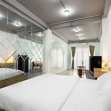 Luong Huu Khanh Homestay - Centre District 1 مدينة هوشي منه المظهر الخارجي الصورة